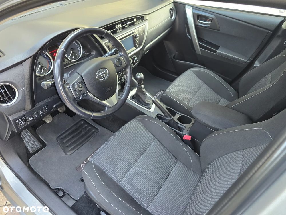 Toyota Auris 1.6 Valvematic Life Plus - 11