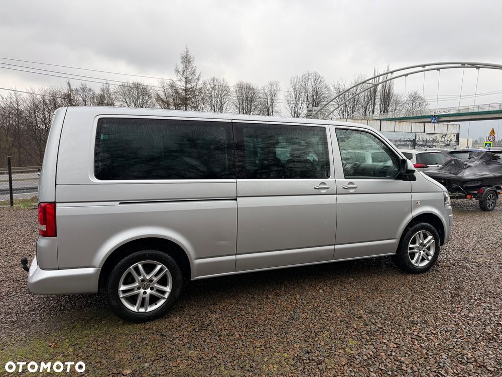 Volkswagen Caravelle - 21