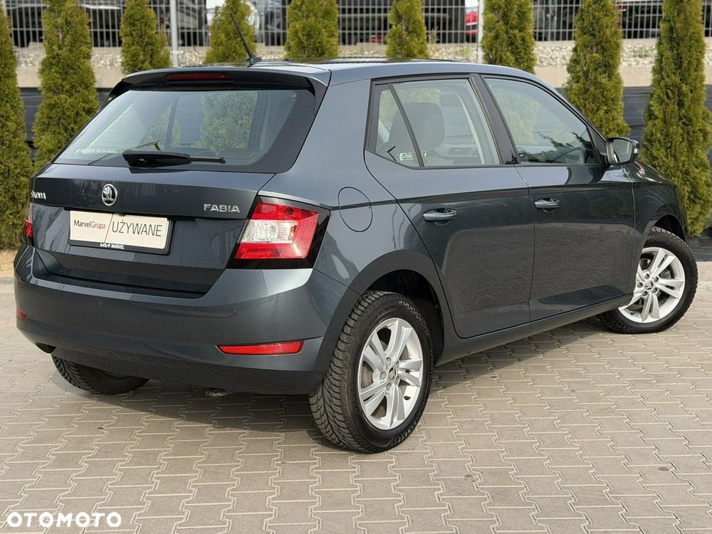 Skoda Fabia - 37