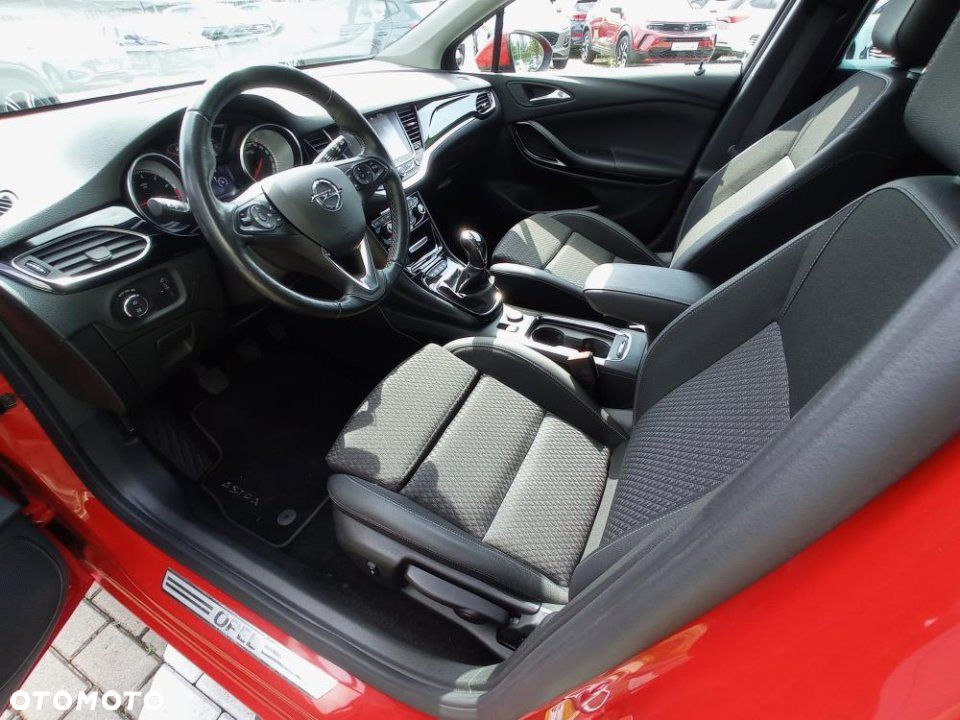 Opel Astra - 10
