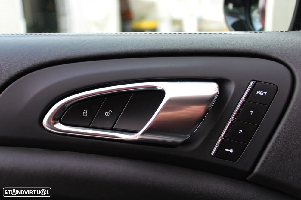 Porsche Cayenne Platinum Edition - 46