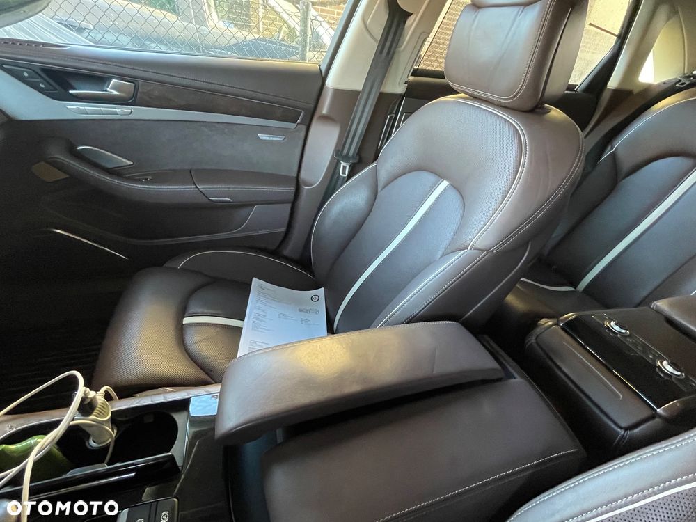 Audi A8 4.2 TDI DPF quattro tiptronic - 17