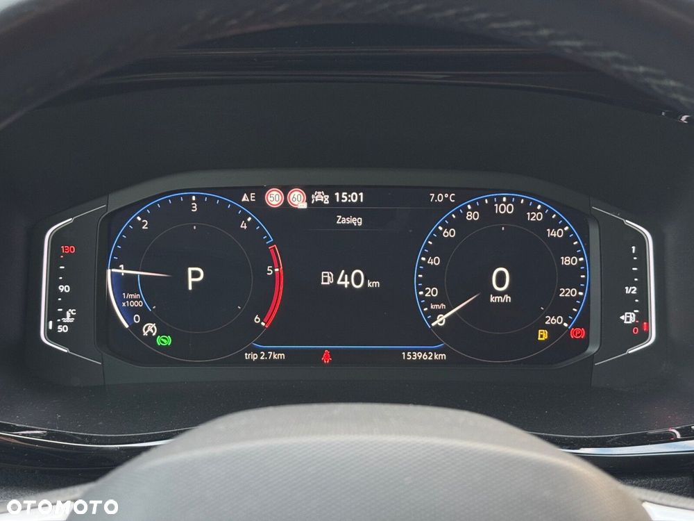 Volkswagen Multivan - 9