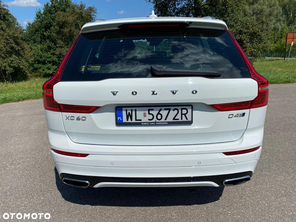 Volvo XC 60 D4 SCR AWD R-Design - 17
