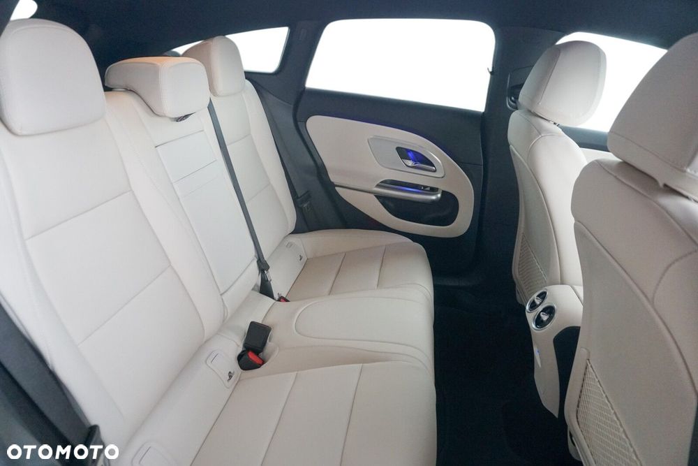 Mercedes-Benz CLA 250+ 85kWh - 11