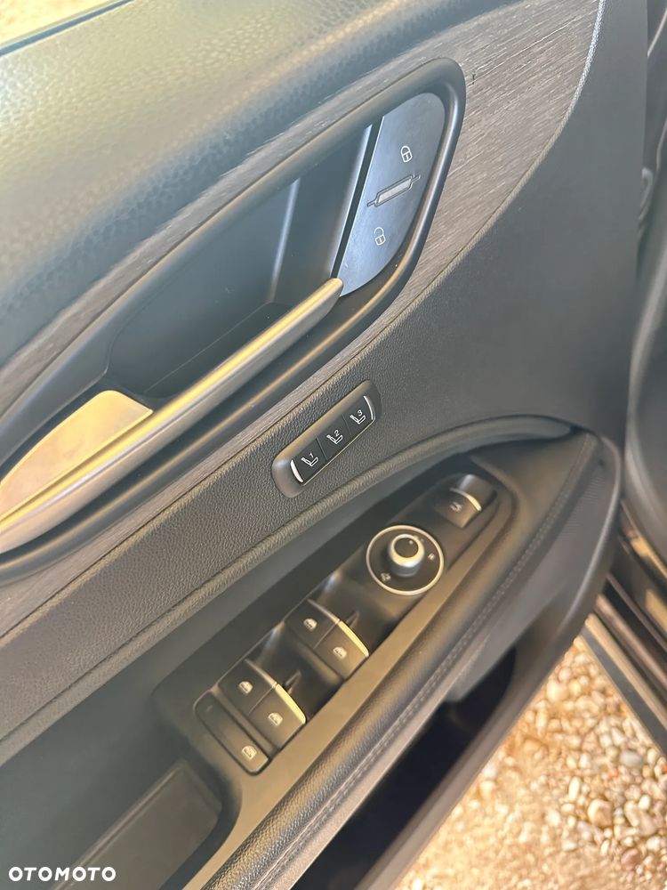 Alfa Romeo Stelvio 2.0 Turbo 16V AT8-Q4 Veloce - 10