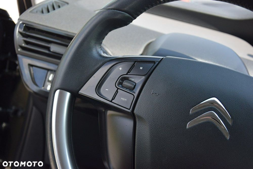 Citroën C4 Grand Picasso 1.6 e-HDi Exclusive - 36