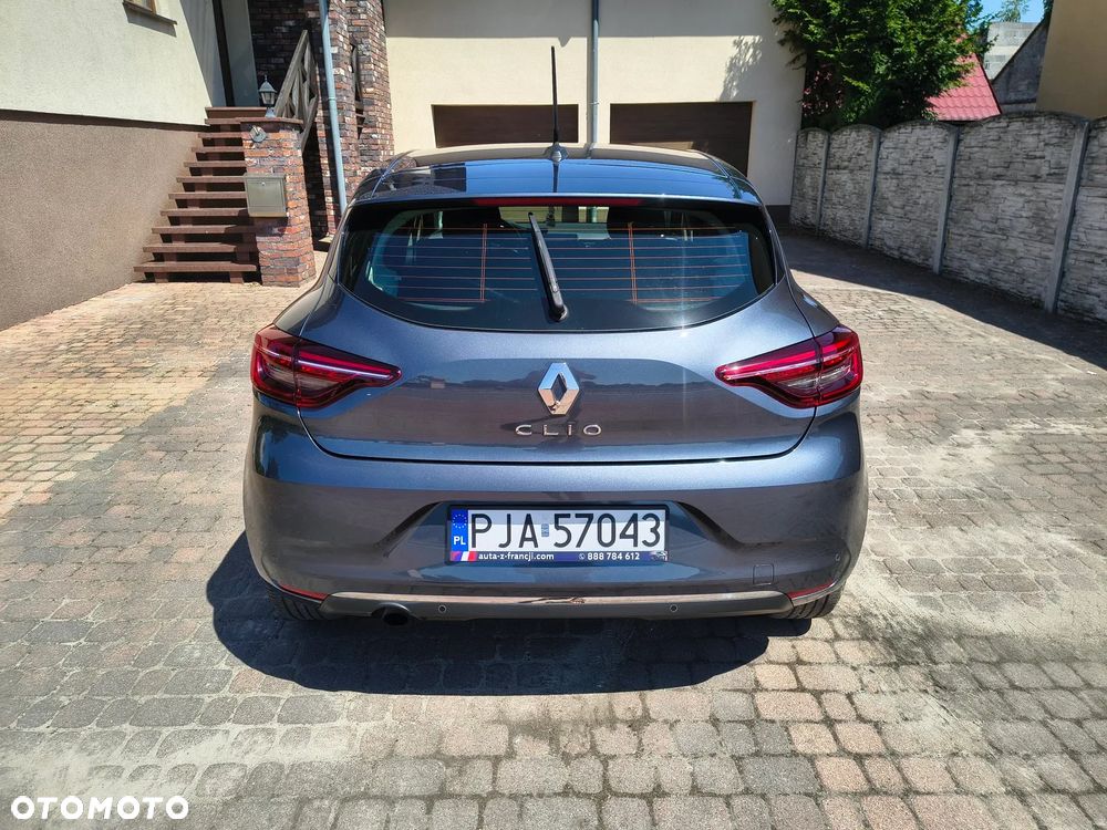 Renault Clio - 12