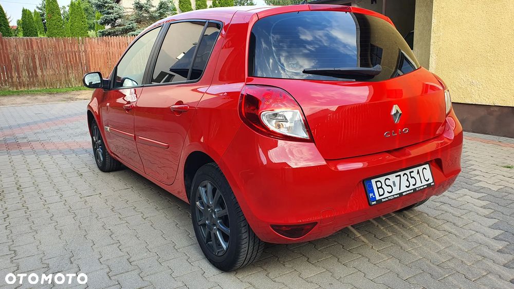 Renault Clio 1.2 16V Alize Euro5 - 11