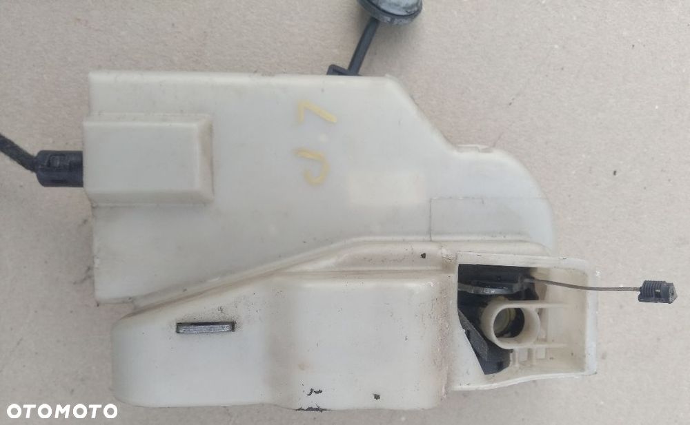 VW Touran I Golf 5 Jetta zamek drzwi lewy przod przedni - 2