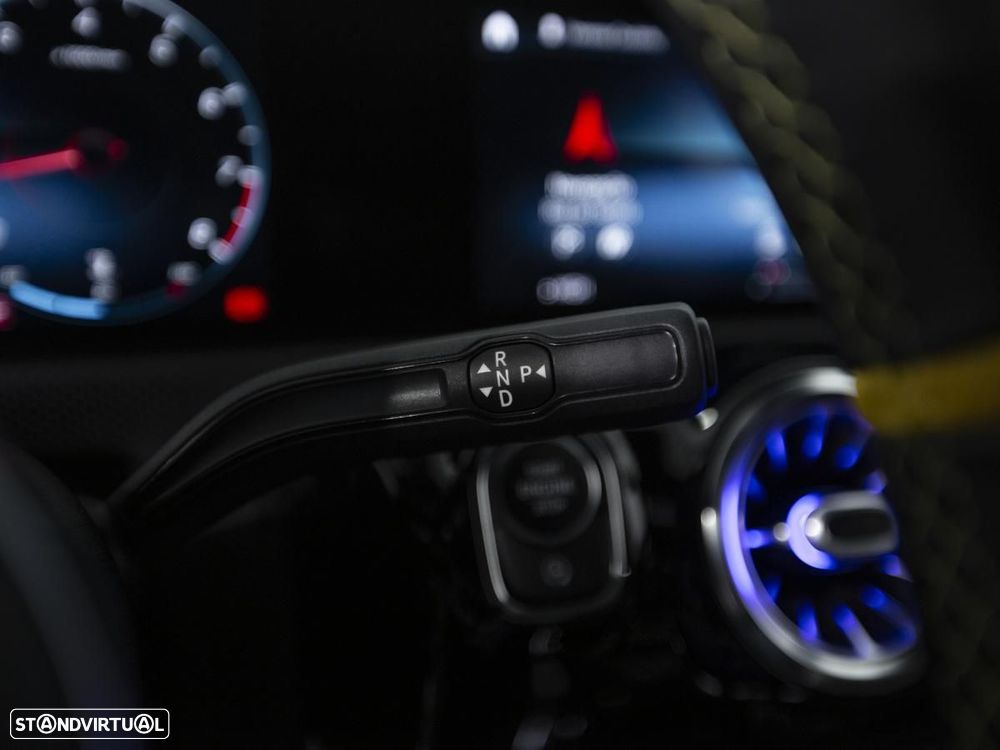 Mercedes-Benz CLA 45 AMG S 4Matic+ Speedshift 8G-D - 32