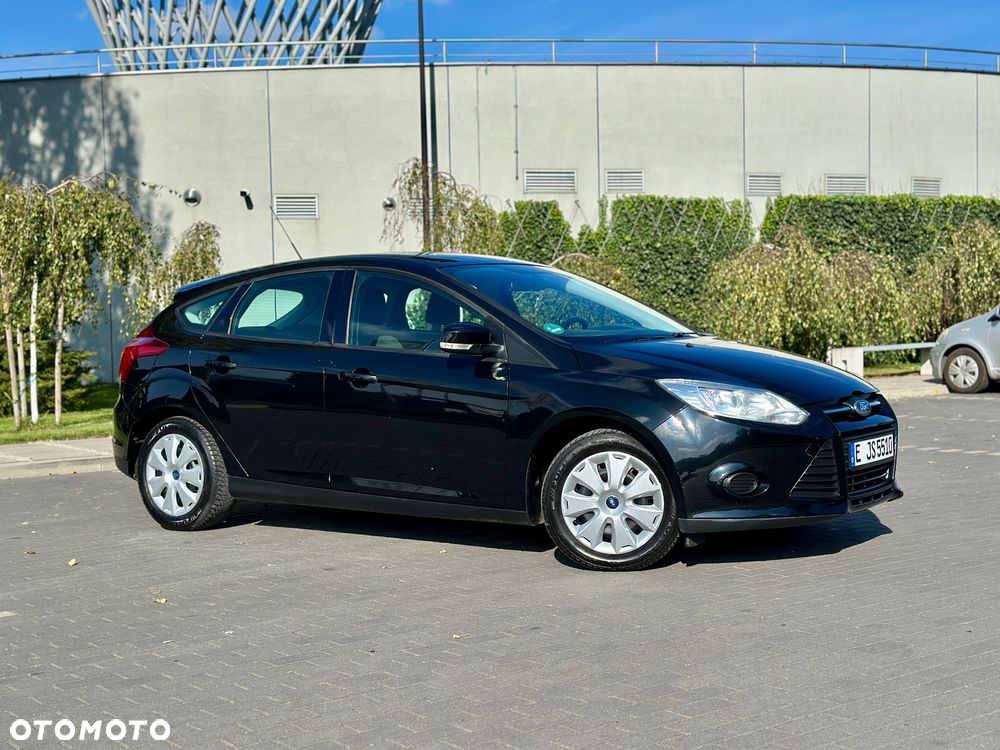 Ford Focus 1.6 Ambiente - 13