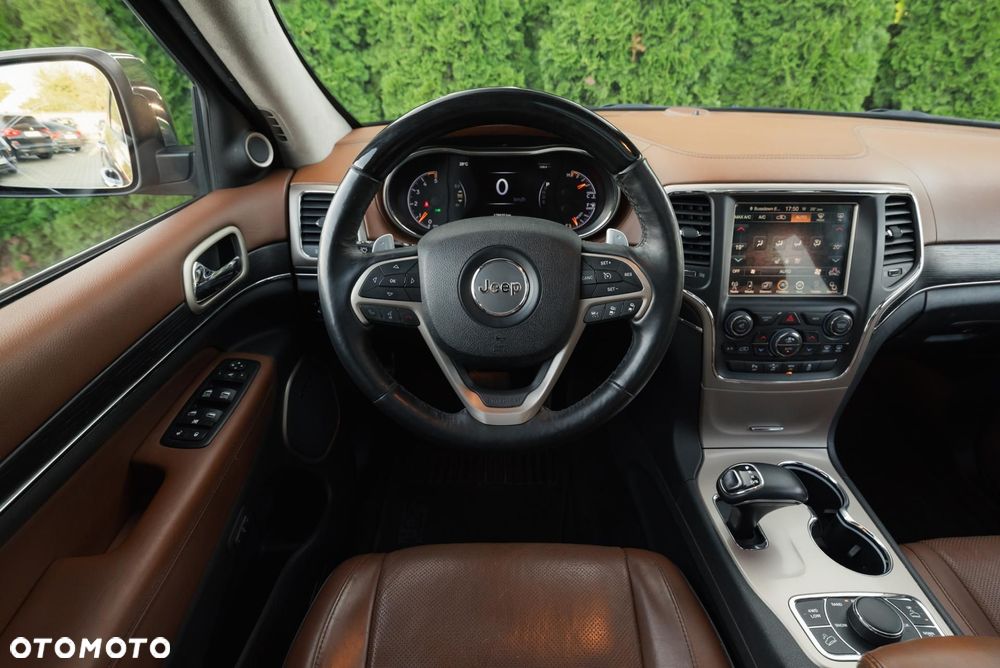 Jeep Grand Cherokee - 11