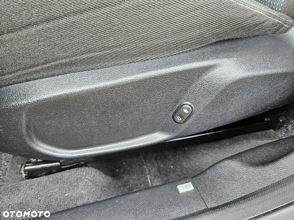 Ford Mondeo - 18
