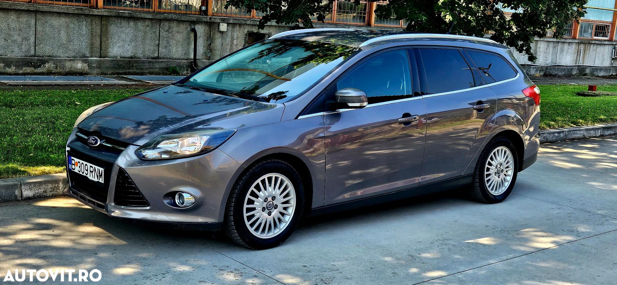 Ford Focus 1.6 TDCI DPF Titanium - 1