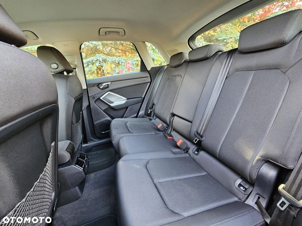 Audi Q3 35 TDI Quattro - 36