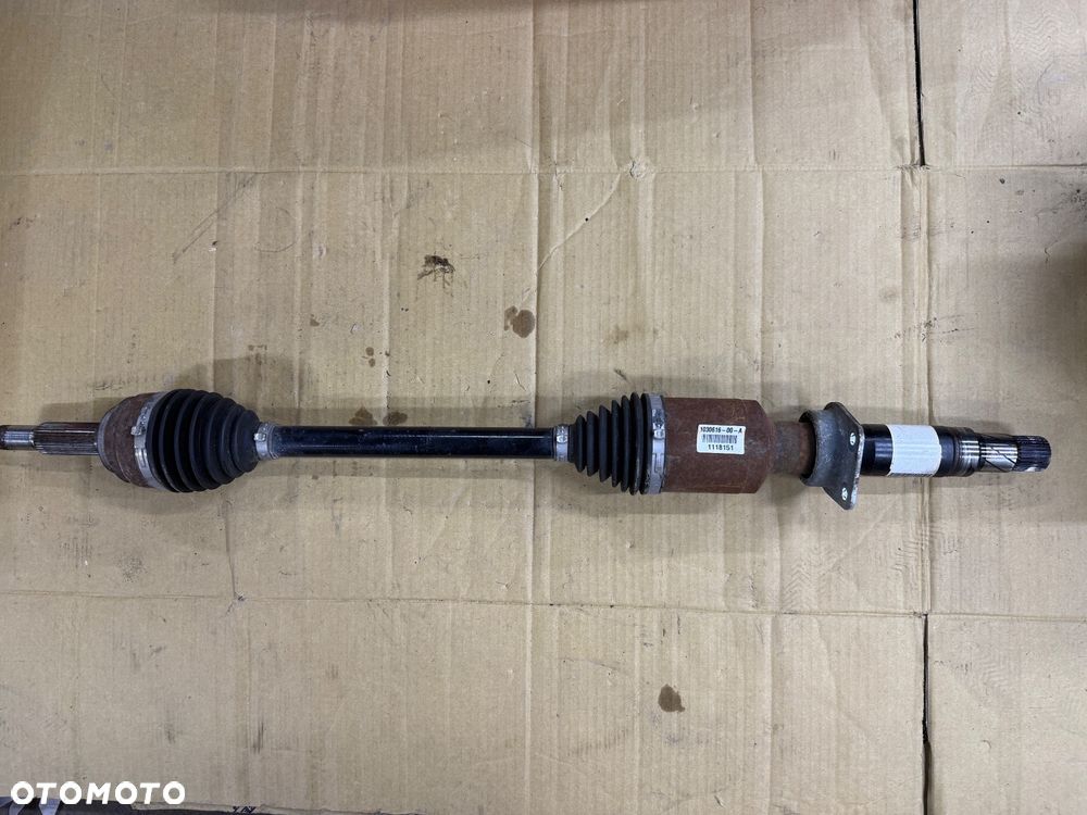 Półoś prawa przednia Tesla S P85D Nr. 1040616-00-A. - 1