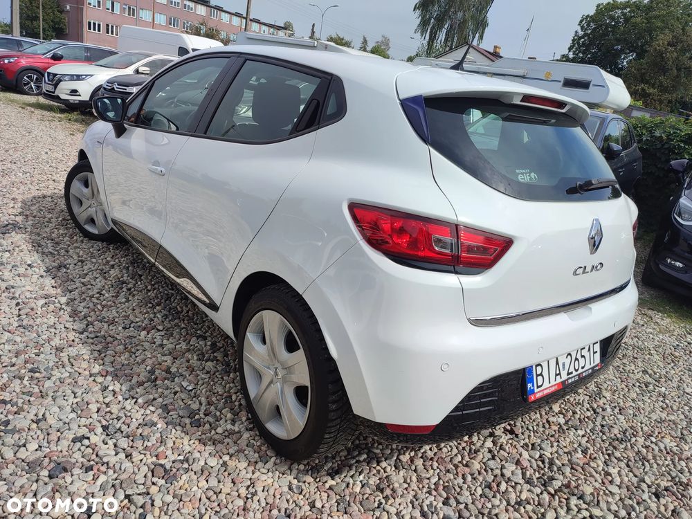 Renault Clio - 2