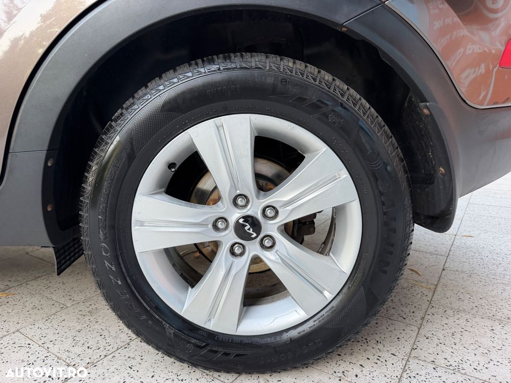 Kia Sportage 2.0 DSL MT 4x4 PREMIUM - 23