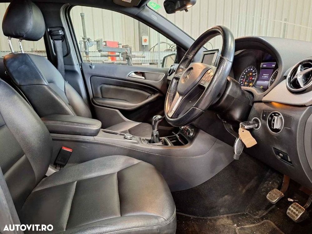 Plafon interior Mercedes B-Class W246 2014 HATCHBACK 1.5 DCI - 12