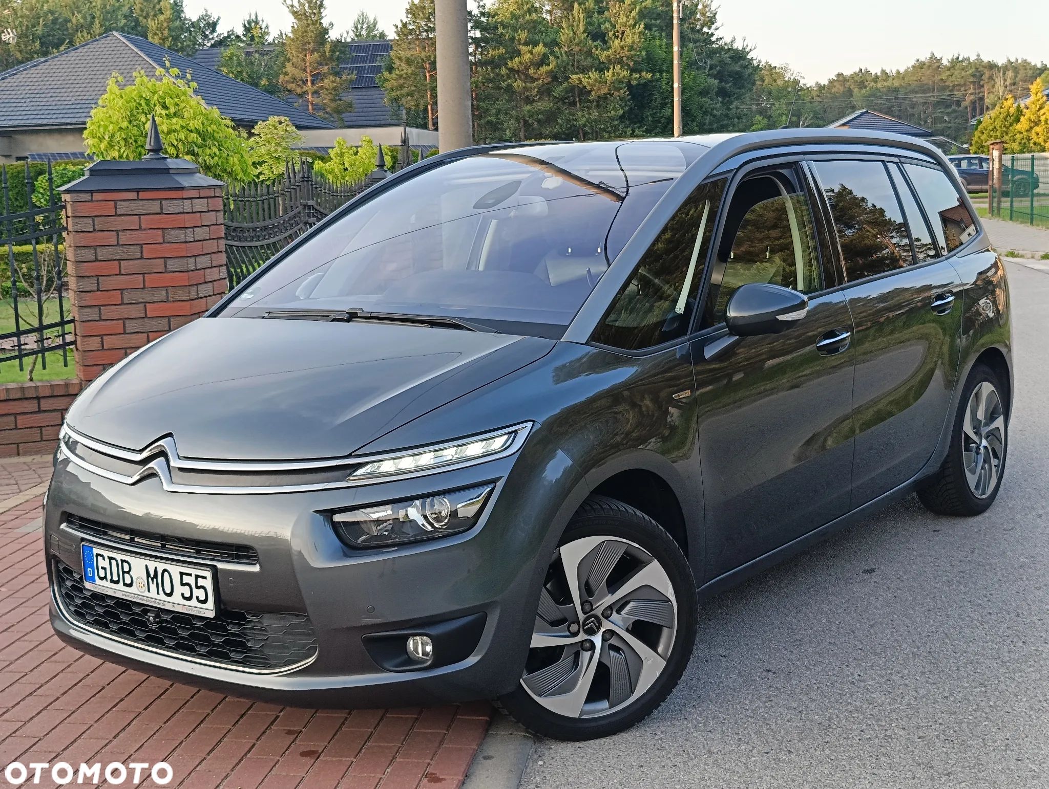 Citroën C4 Grand Picasso 1.6 THP Exclusive S&S EAT6 - 1