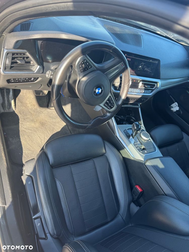 BMW Seria 3 320d Sport Line sport - 16
