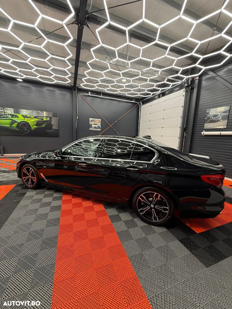 BMW Seria 5 520d xDrive AT - 3