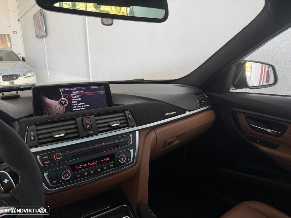 BMW 328 i Auto Pack M - 17