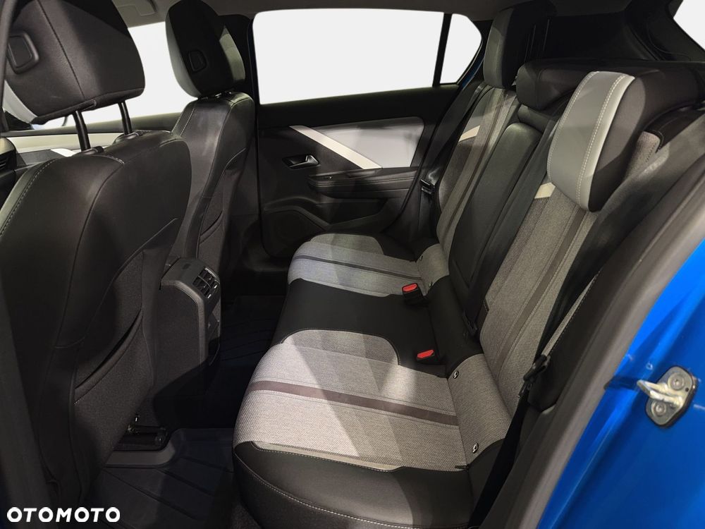 Opel Astra - 14