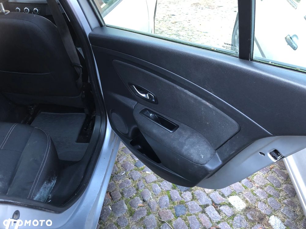 Renault Fluence - 13