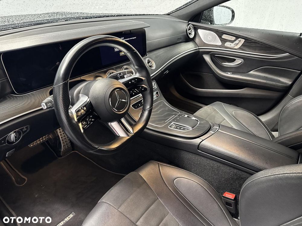 Mercedes-Benz CLS 300 d 4Matic 9G-TRONIC AMG Line - 14