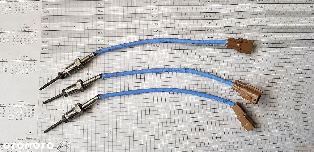 CZUJNIK TEMPERATURY SPALIN EGR 1,6 DCI TRAFIC nr 226404435R