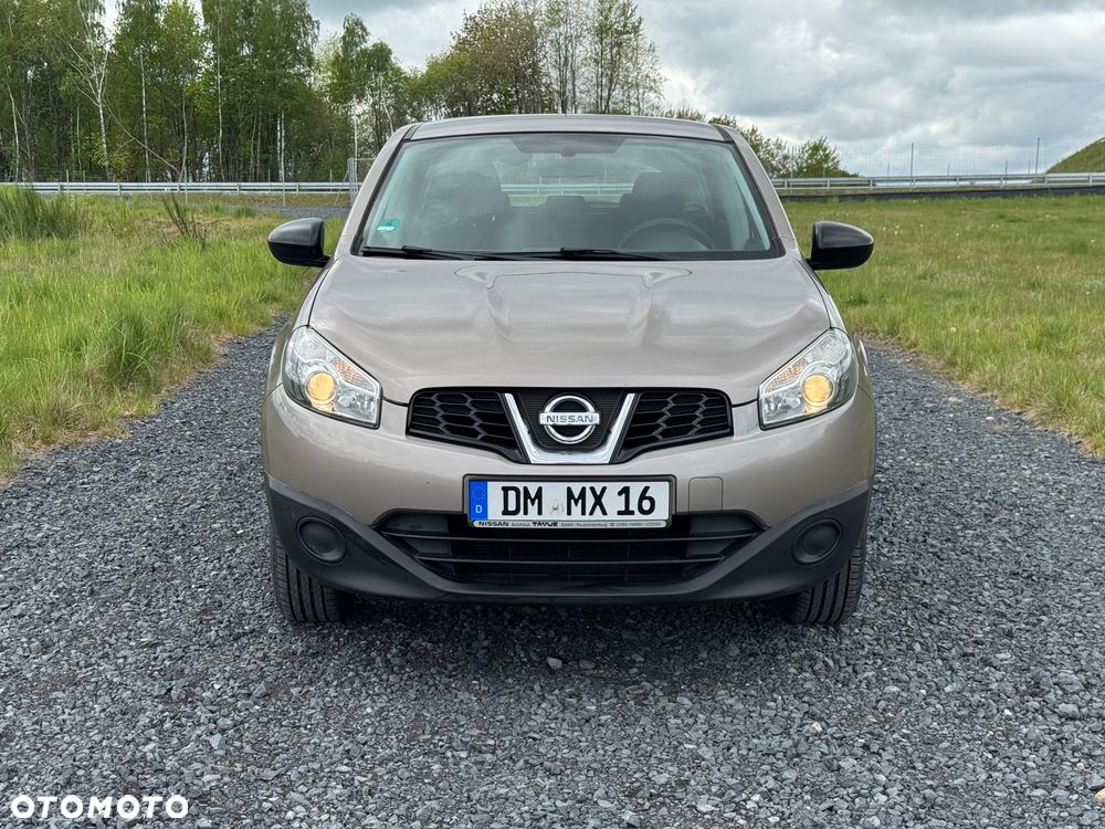 Nissan Qashqai 1.6 visia - 1