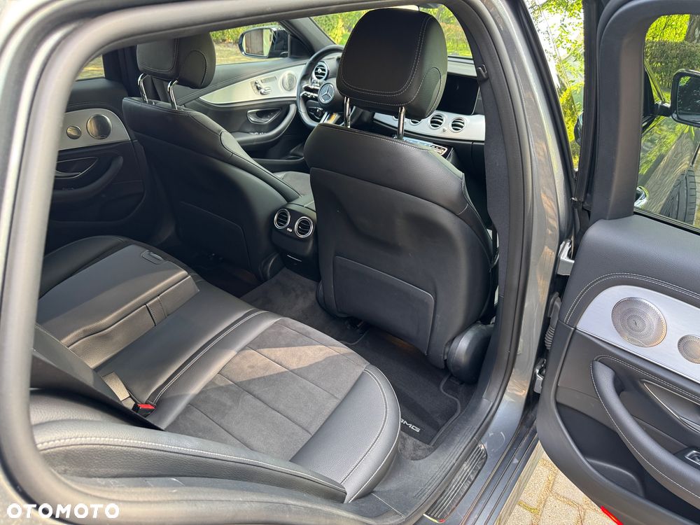 Mercedes-Benz Klasa E 300 de PHEV 4-Matic AMG 9G-Tronic - 20