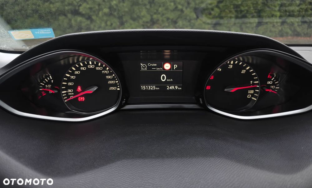 Peugeot 308 BlueHDi 130 EAT6 Stop & Start Allure - 23