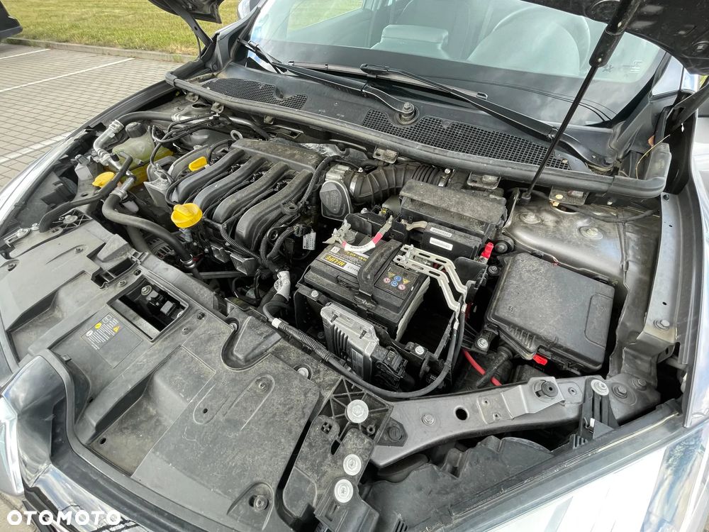 Renault Megane 1.6 16V 110 Paris Business - 26