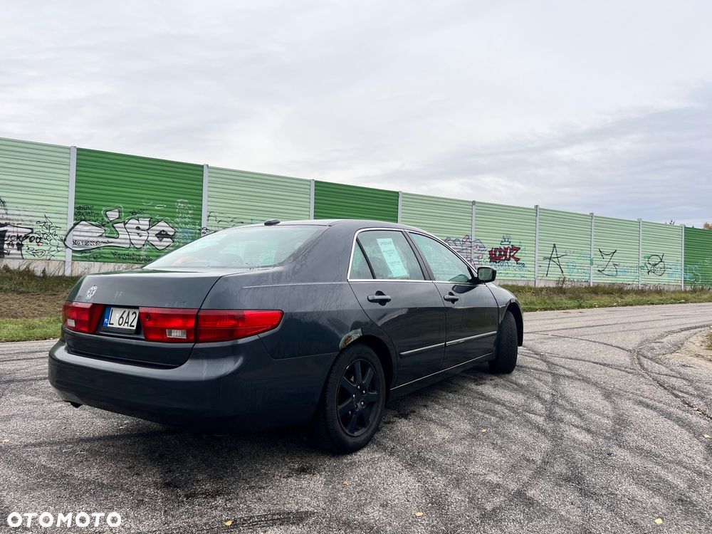 Honda Accord 3.0 V6 EX - 9