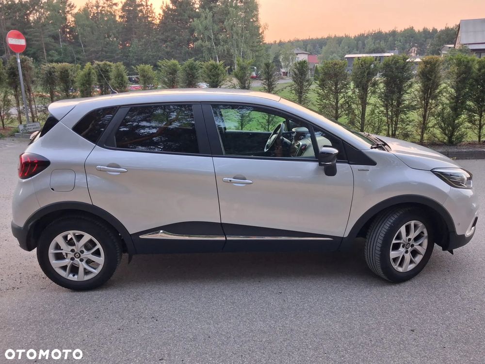 Renault Captur - 25
