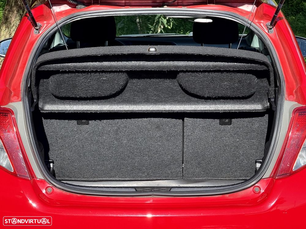 Toyota Yaris 1.0 VVT-i High Pack+NAVI - 29