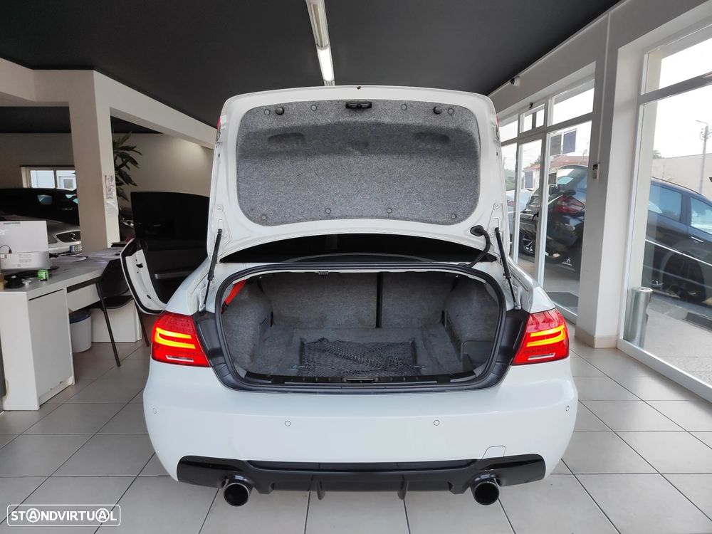 BMW 320 d Aut. M Sport Edition - 15