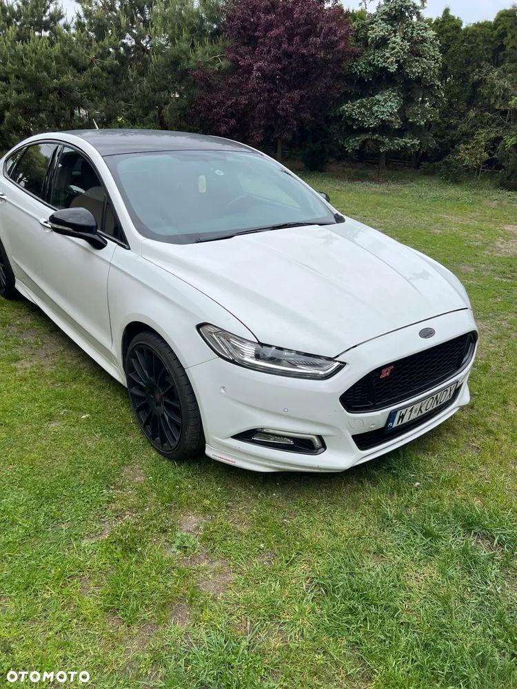 Ford Fusion - 7