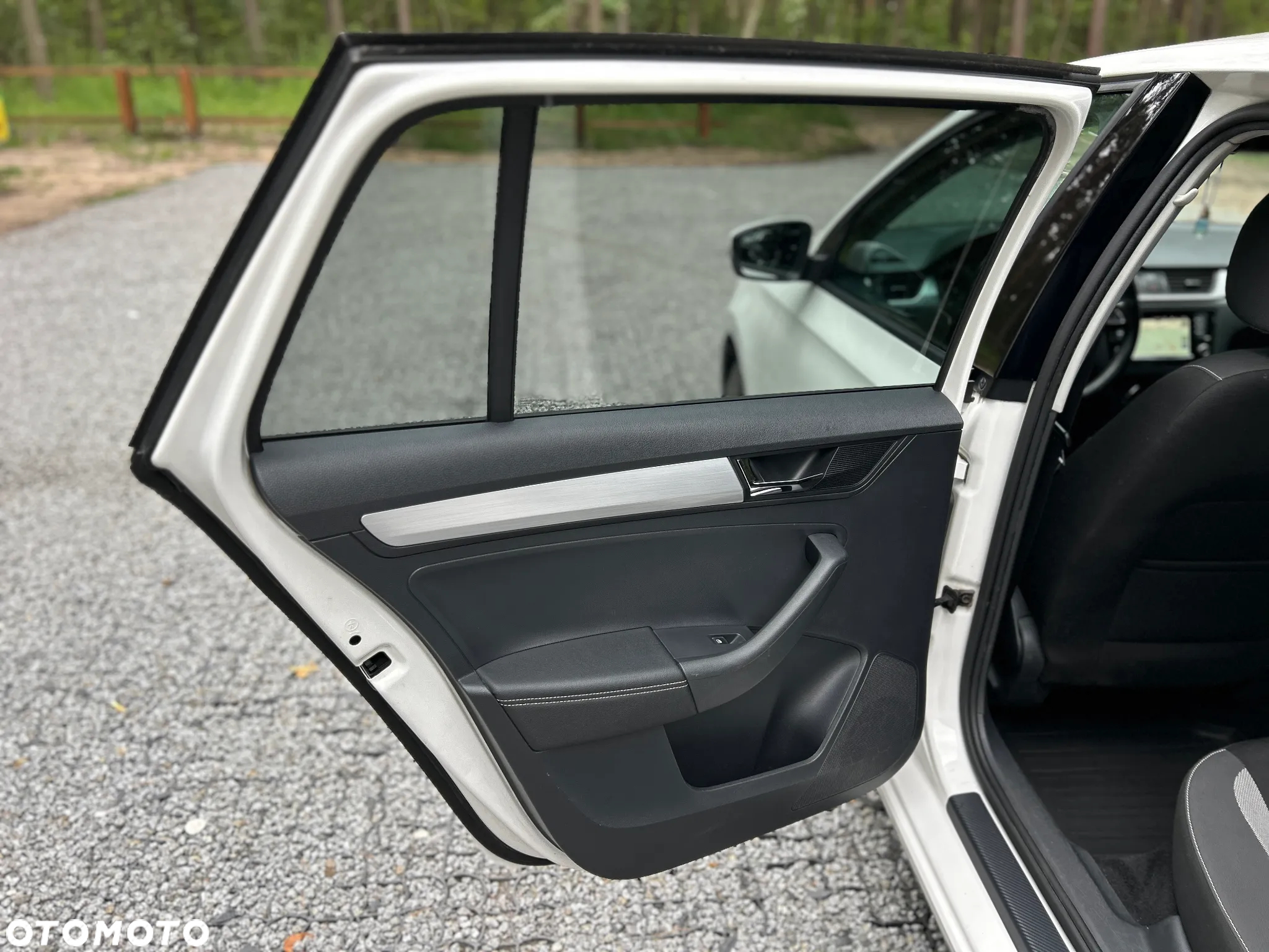 Skoda RAPID - 11