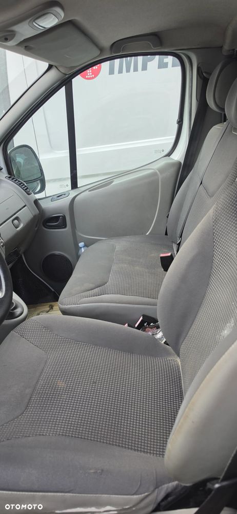 Opel Vivaro L2H1 2.9t - 7