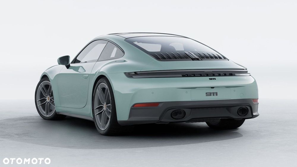 Porsche 911 Carrera - 3