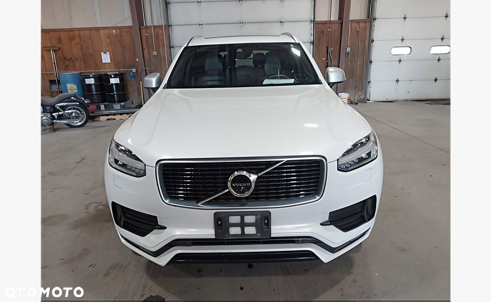 Volvo XC 90 - 3