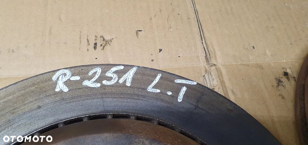 Tarcze hamulcowe tył tylne Mercedes R-Klasa W251 3.2 CDI - 7
