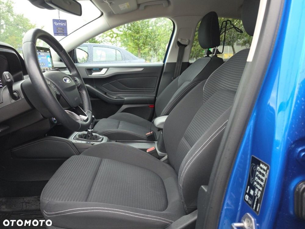 Ford Focus 1.0 EcoBoost Titanium Business - 9