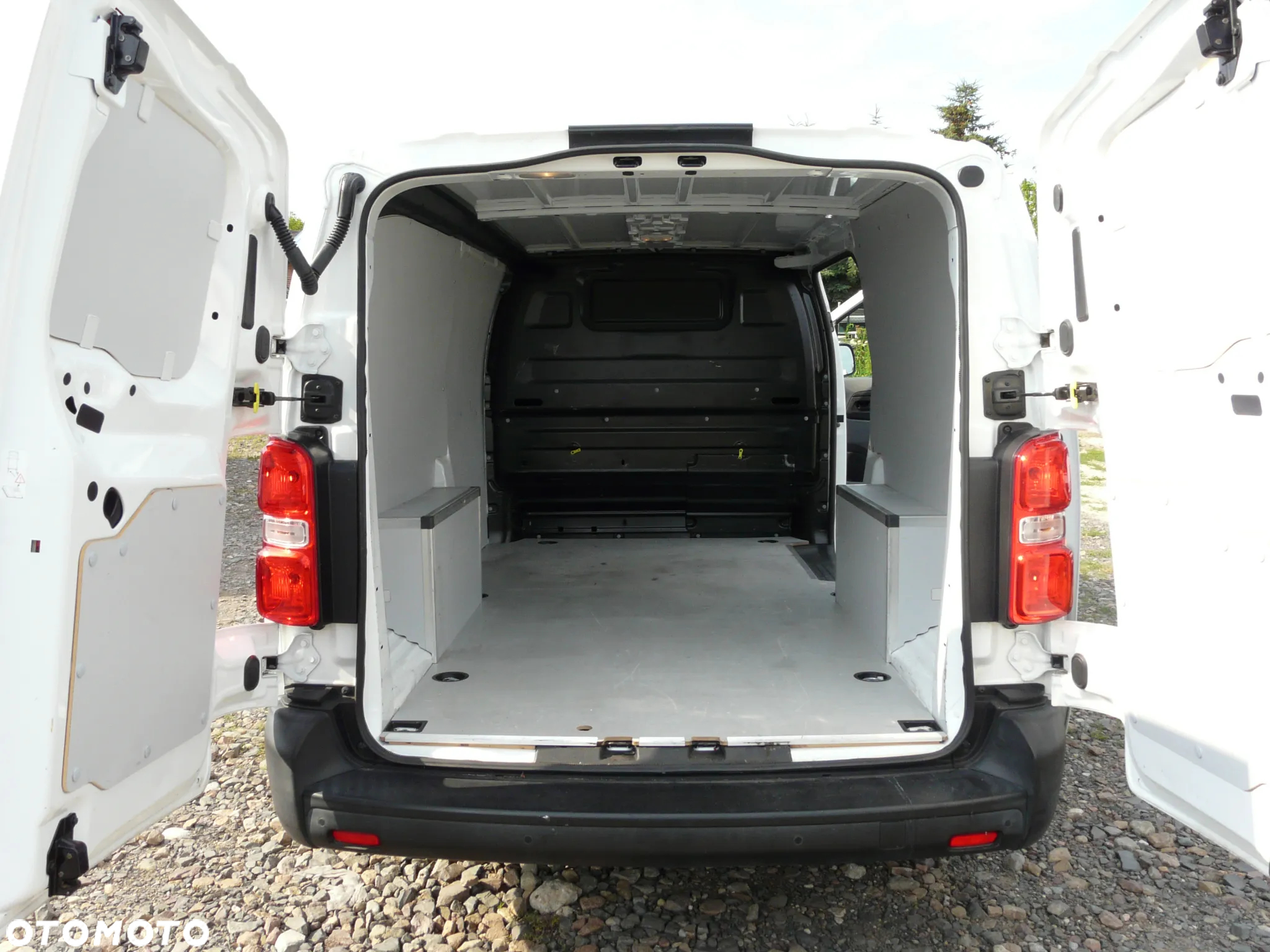 Opel Vivaro Odpowiednik Peugeot Expert - 17