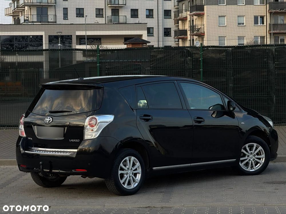 Toyota Verso 2.0 D-4D Premium - 17