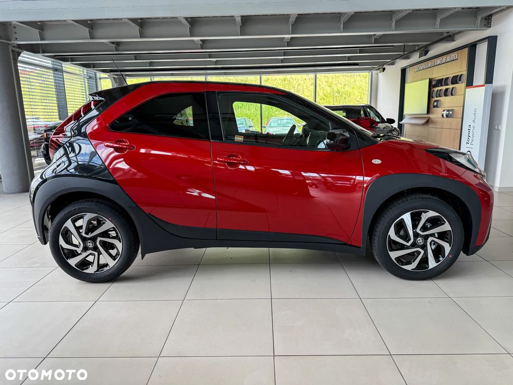 Toyota Aygo X 1.0 VVT-i Style - 3